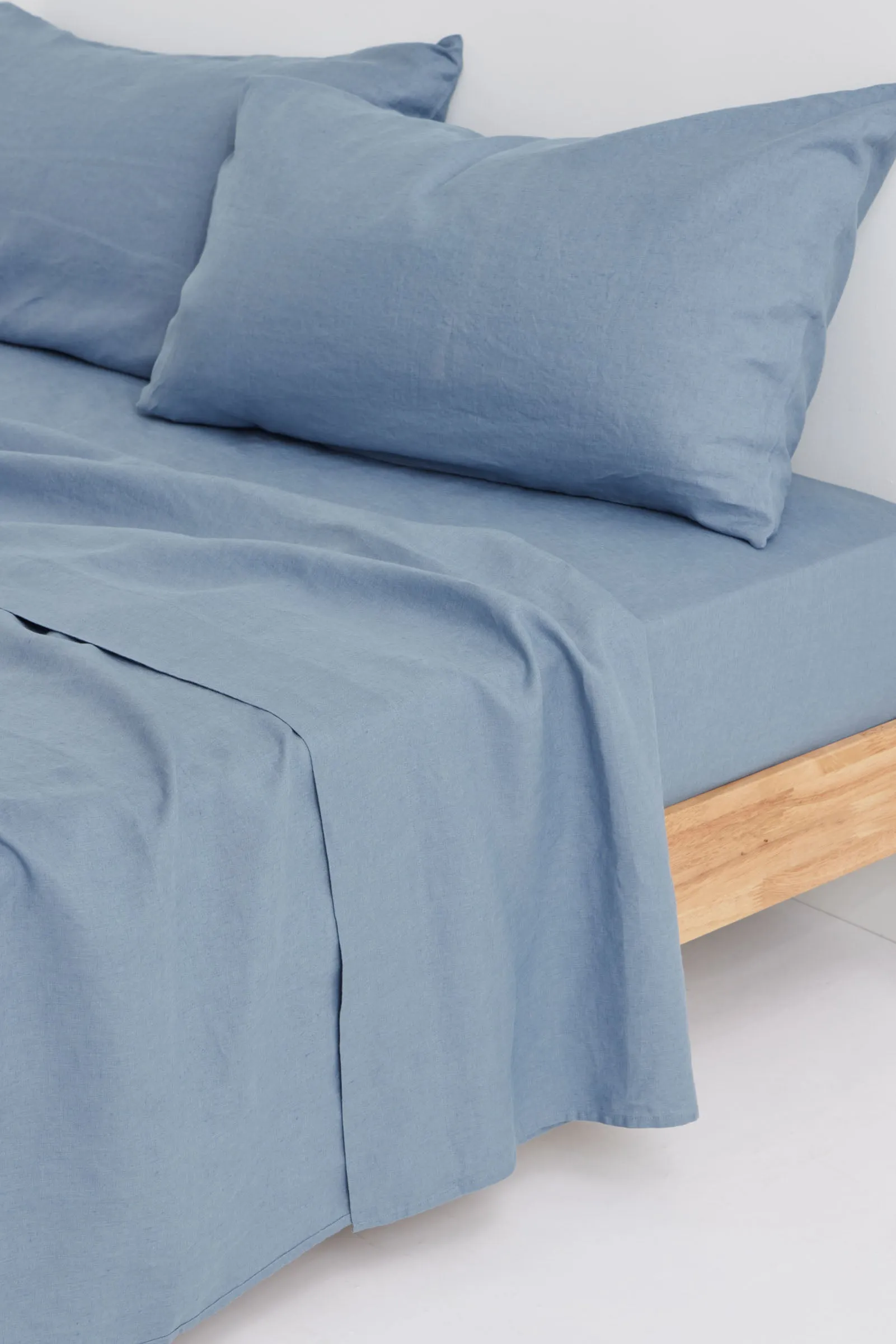 Linen Fitted Sheet Ocean