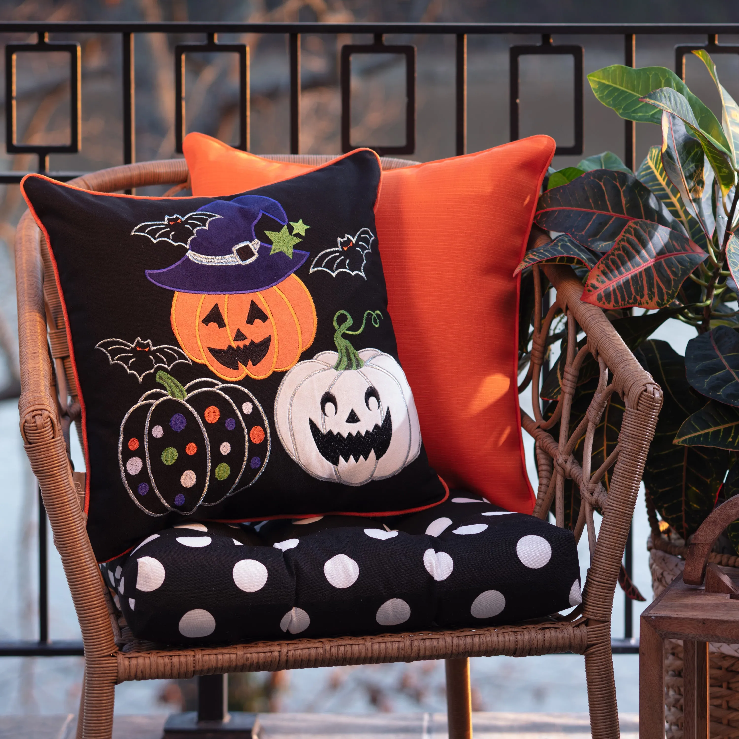 Pumpkin Fun Black 18-inch Throw Pillow Cover