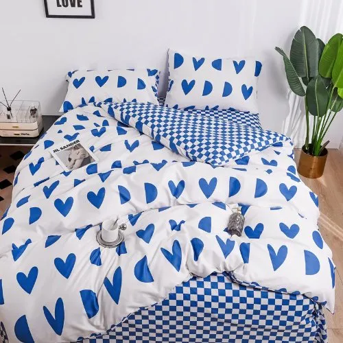 Single size 4 pieces Bedding Set without filler, Hearts and Checkered Design Blue and White Color