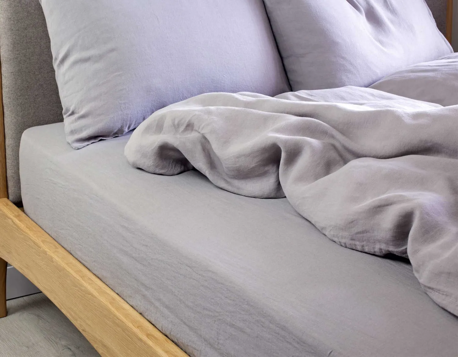 Super King Size Linen Fitted Sheet - Calm Grey