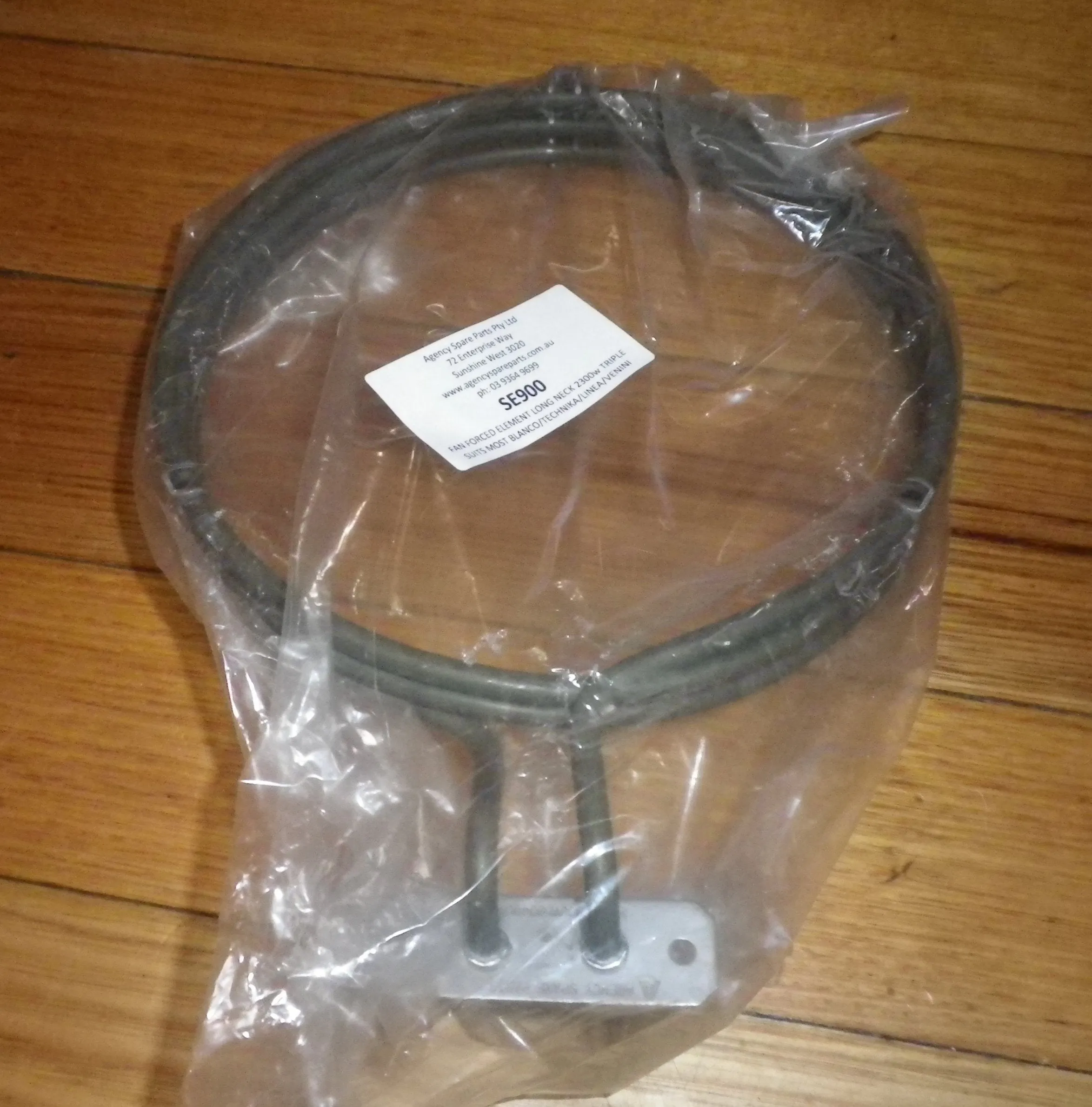 Tecknika 2300Watt 3 Loop Long Neck Fan Forced Oven Element - Part # SE900